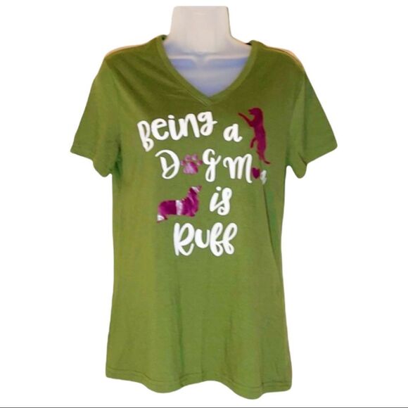 Time and Tru "Being a Dog Mom is Ruff" Tee M - Picture 1 of 10